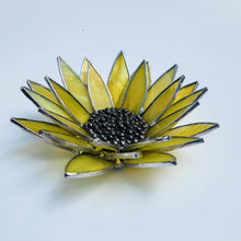 Load image into Gallery viewer, Large Sunflower
